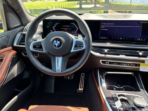 New 2027 BMW X7 xDrive40i w/ M Sport Package AWD/4WD image 19