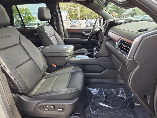 Used 2026 GMC Yukon Denali w/ Sun & Power Step Package RWD image 20