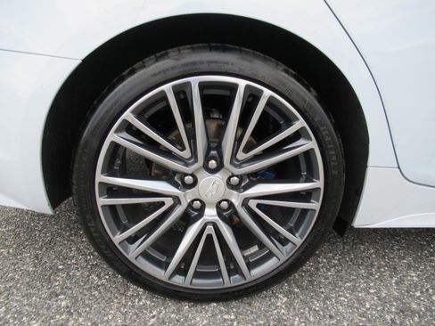 Used 2022 Cadillac CT5 Premium Luxury RWD image 8