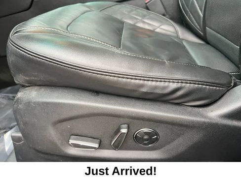 Used 2016 Ford Explorer Platinum image 20