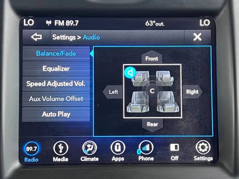 Used 2019 Chrysler 300 Touring w/ Sport Appearance Package image 31