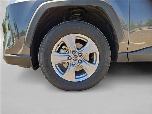 Used 2022 Toyota RAV4 XLE image 24