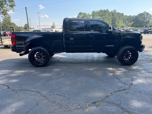 Used 2021 Ford F250 Lariat w/ FX4 Off-Road Package AWD/4WD image 10