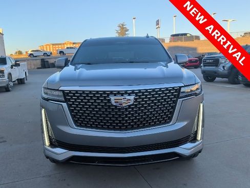 Used 2022 Cadillac Escalade Premium Luxury w/ LPO, Floor Liner Package image 8