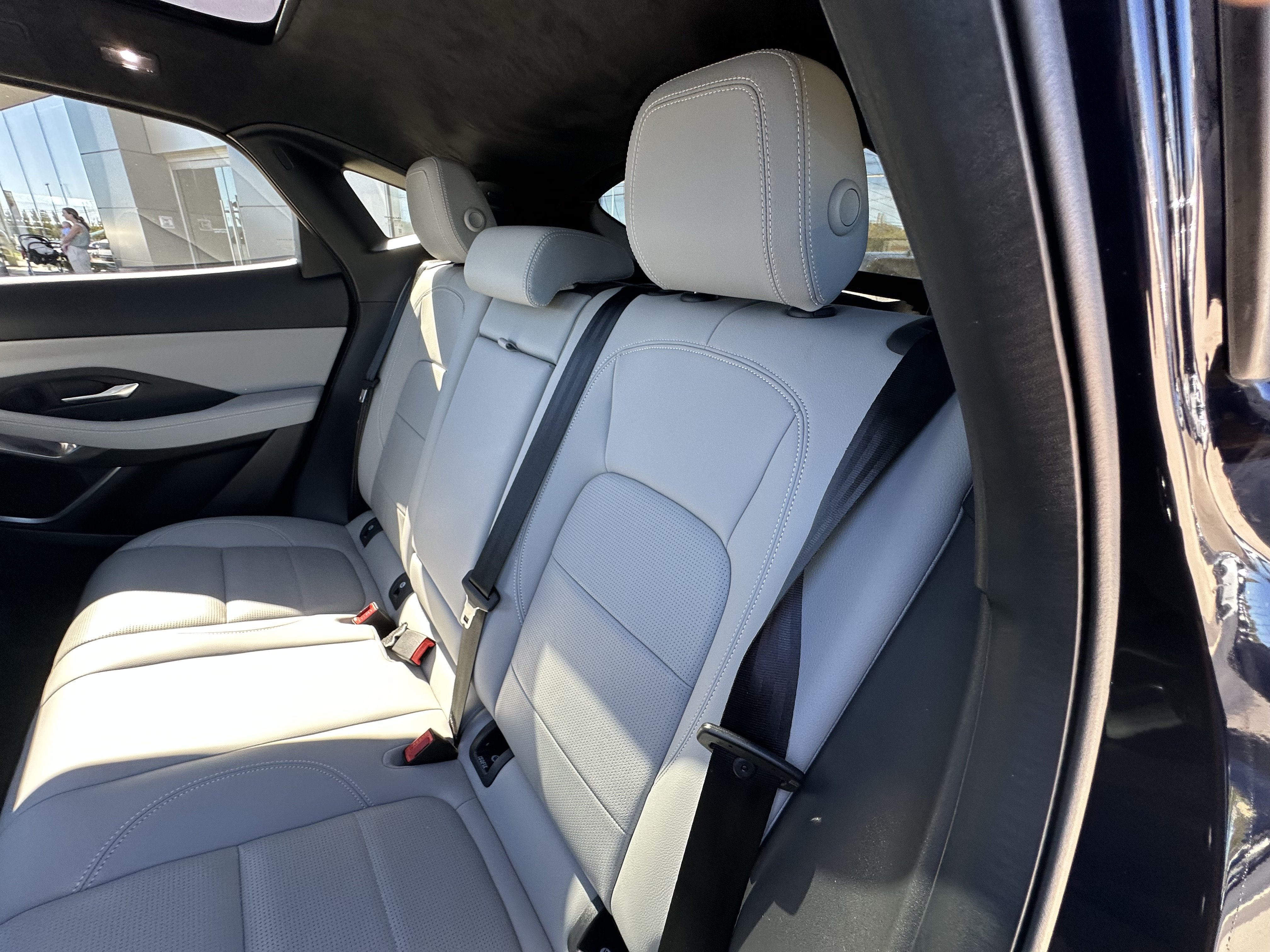 Used 2024 Jaguar E-PACE R-Dynamic SE AWD/4WD image 33