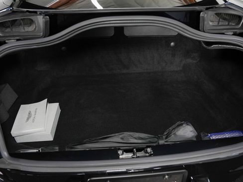 Used 2018 Aston Martin DB11 V12 image 43