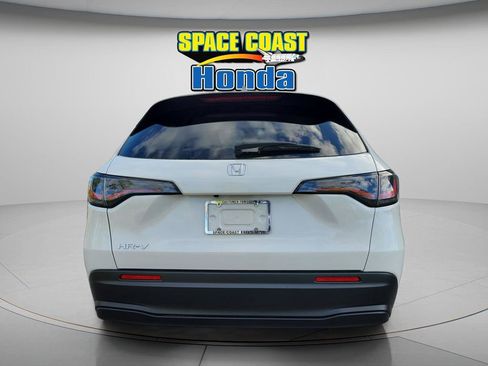 New 2026 Honda HR-V LX image 6