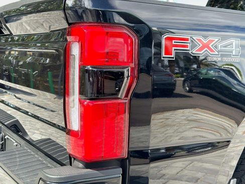 Used 2026 Ford F250 Platinum w/ FX4 Off-Road Package AWD/4WD image 15