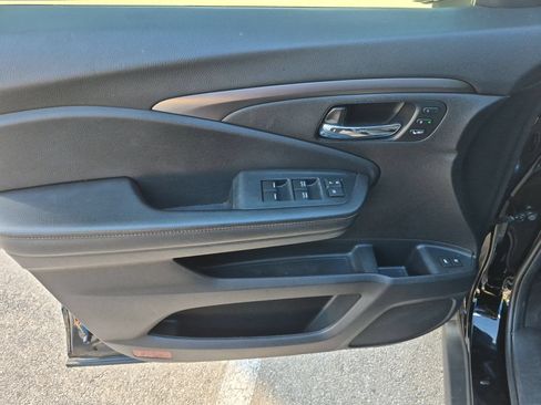 Certified 2022 Honda Pilot Special Edition image 10