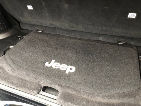 Used 2015 Jeep Wrangler Sport image 22