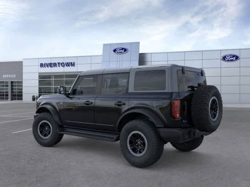 New 2026 Ford Bronco Outer Banks w/ Sasquatch Package image 4
