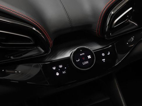 Certified 2025 Ferrari Purosangue AWD/4WD image 72