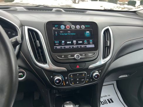 Used 2018 Chevrolet Equinox Premier image 15