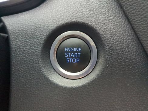 Used 2022 Toyota Corolla XSE FWD image 29