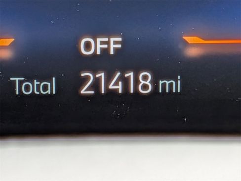 Used 2024 BMW i4 xDrive40i image 21