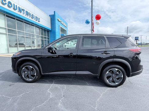 Used 2025 Nissan Rogue SV AWD/4WD image 5