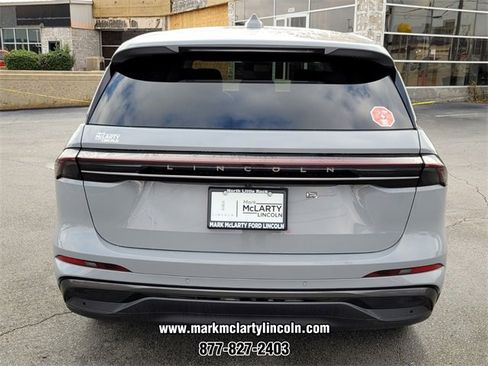 New 2026 Lincoln Nautilus Premier w/ Jet Appearance Package image 9