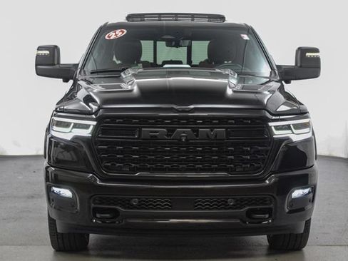 Used 2025 RAM 1500 Limited AWD/4WD image 4