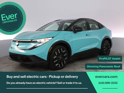 Used 2026 Nissan Leaf Platinum+ w/ Floor Mat Package (Platinum+) FWD image 1