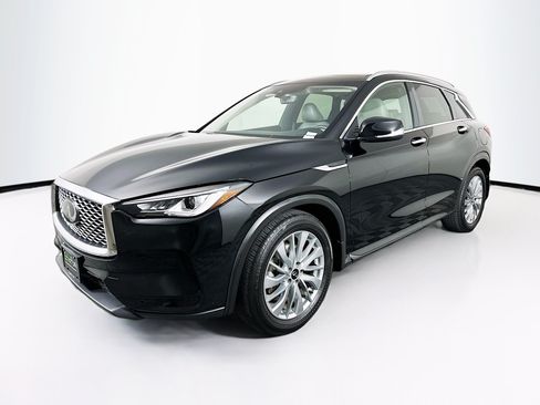 Used 2023 INFINITI QX50 Luxe AWD/4WD image 3