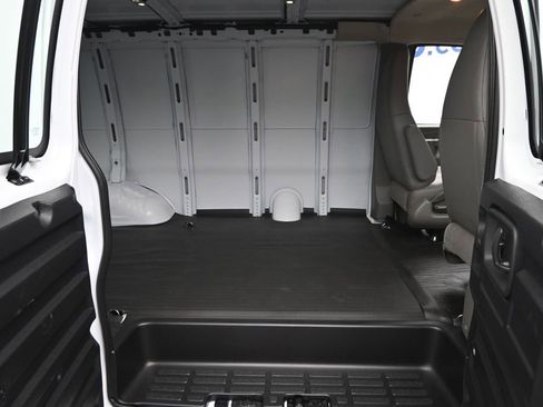 New 2026 Chevrolet Express 2500 w/ Driver Convenience Package RWD image 8