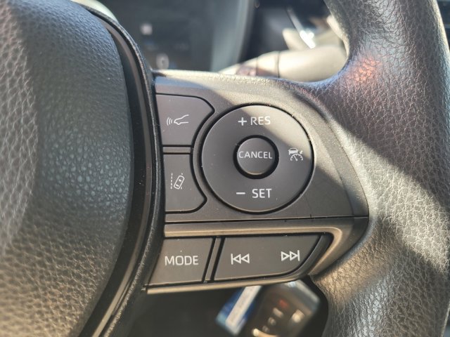 Used 2022 Toyota Corolla LE FWD image 27