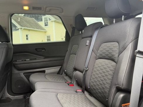 Used 2023 Nissan Pathfinder SV w/ Cargo Package AWD/4WD image 11