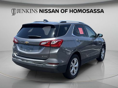 Used 2018 Chevrolet Equinox Premier FWD image 7