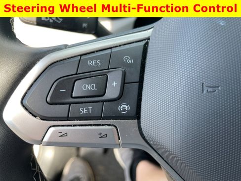 Used 2022 Volkswagen Taos SE AWD/4WD image 24
