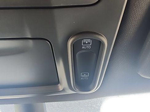 New 2026 Chrysler Pacifica Limited AWD/4WD image 42