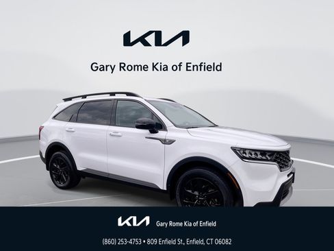 Used 2023 Kia Sorento S AWD/4WD image 1
