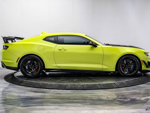 Used 2019 Chevrolet Camaro ZL1 image 25