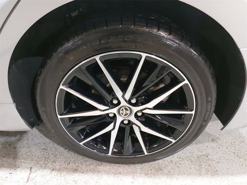 Used 2023 Toyota Camry SE image 32