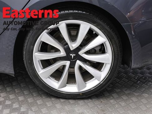 Used 2018 Tesla Model 3 Long Range RWD image 8