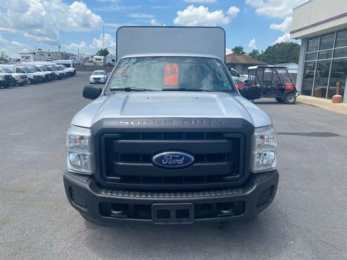 Used 2015 Ford F250 XL image 2