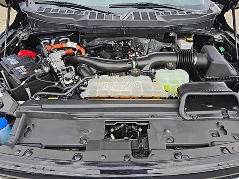 Used 2024 Ford F150 XLT w/ Mobile Office Package image 29