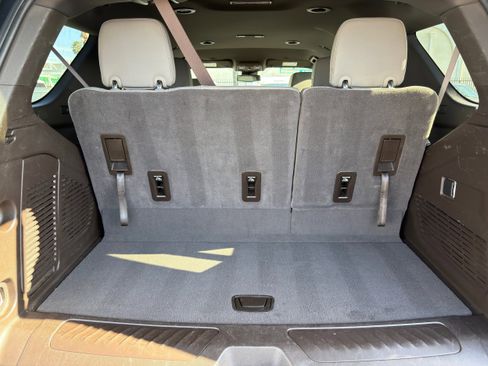 Used 2024 Chevrolet Tahoe LT image 16