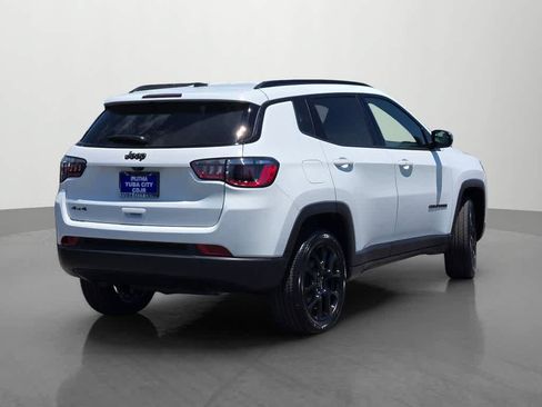 New 2026 Jeep Compass Latitude AWD/4WD image 6