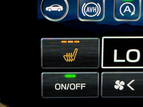 Used 2024 Subaru Outback Onyx Edition XT AWD/4WD image 21