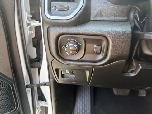 Used 2025 RAM 1500 Big Horn image 13