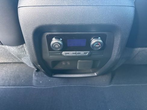 New 2026 GMC Acadia Elevation image 25