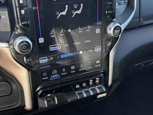 Used 2024 RAM 2500 Laramie w/ Safety Group image 22