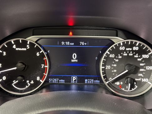 Used 2024 Nissan Altima 2.5 SR FWD image 17