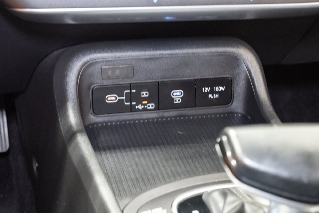 Used 2025 Hyundai Kona SEL AWD/4WD image 19