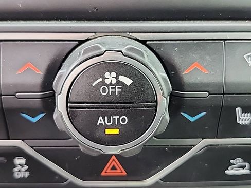 Certified 2021 Jeep Gladiator Rubicon AWD/4WD image 10