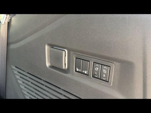 New 2026 Chevrolet Tahoe High Country AWD/4WD image 33