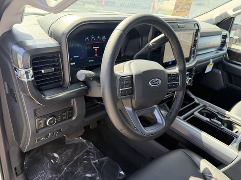 Used 2026 Ford F250 Lariat RWD image 28
