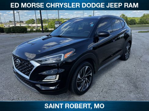 Used 2019 Hyundai Tucson Sport FWD image 4