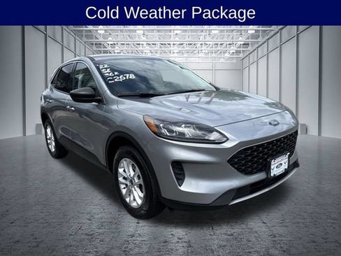 Certified 2022 Ford Escape SE w/ Cold Weather Package AWD/4WD image 5