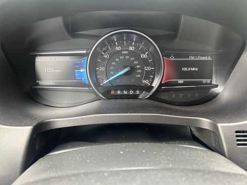 Used 2018 Ford Explorer XLT w/ Equipment Group 201A image 23